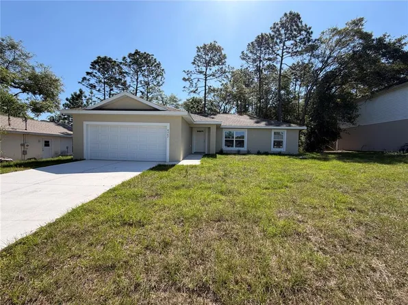8267 N Santos Dr, Citrus Springs, FL 34434
