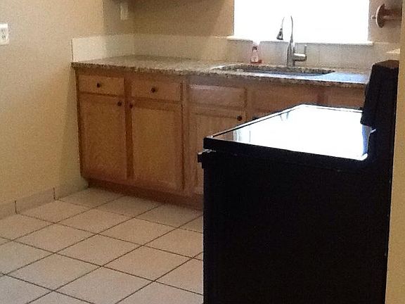 3rd image of 2717 Geoffrey Dr