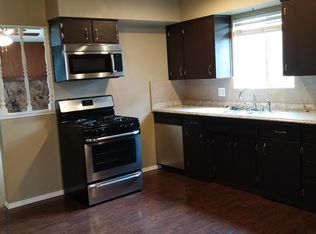 4035 W Paradise Ave, Visalia, CA 93277