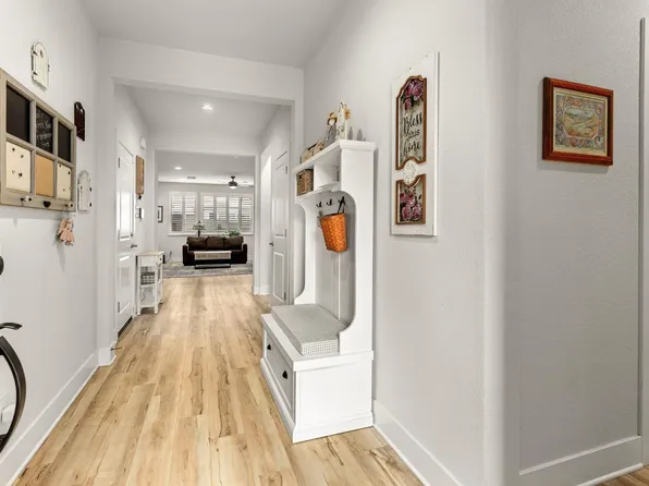 525 Honeysuckle Drive, Vacaville, CA 95687