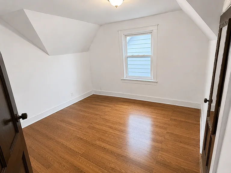 57 North St — Photo 3