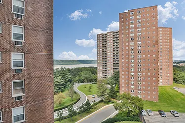 Sold by Robert E. Hill 