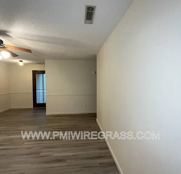 214 Brookside Ln — Photo 31