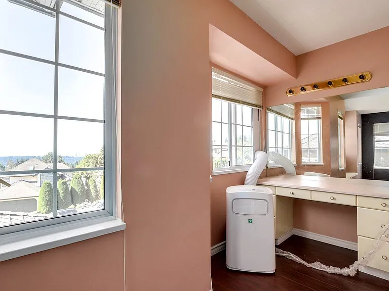 2657 Sandstone Cres #UPPER FLOOR — Photo 21
