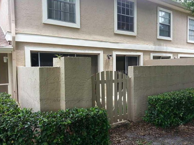 2nd image of 11895 Raintree Dr