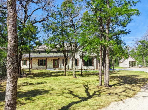 295 Hidden Hill Ln, Caldwell, TX 77836