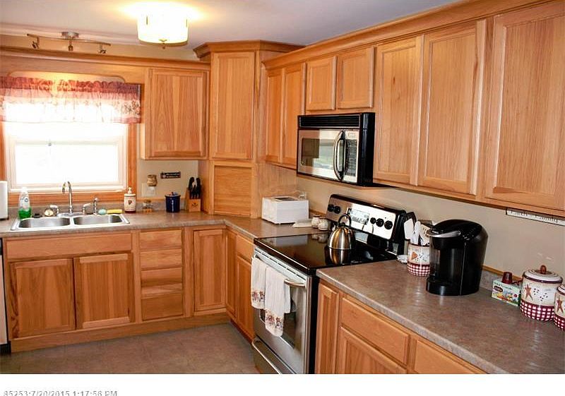 43 Hines St, Washburn, ME 04786 Zillow