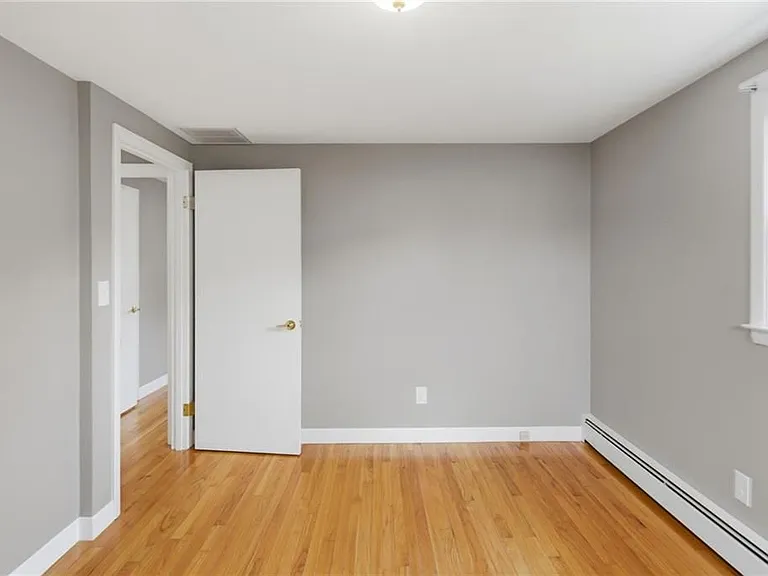 160 Fort St — Photo 19