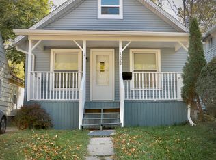 1822 New York Ave, Lansing, MI 48906