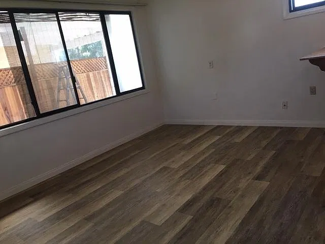 Studio, 450 sqft, $1,850 — Photo 3