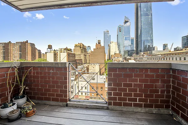 Rented by Compass | media 33