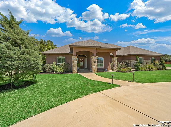 4th image of 1632 Camden Ln