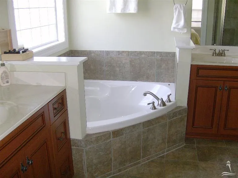 601 Creekway Cir SE — Photo 10