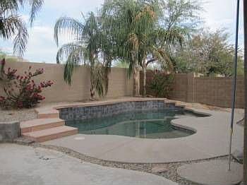 5th image of 206 E Clairidge Dr