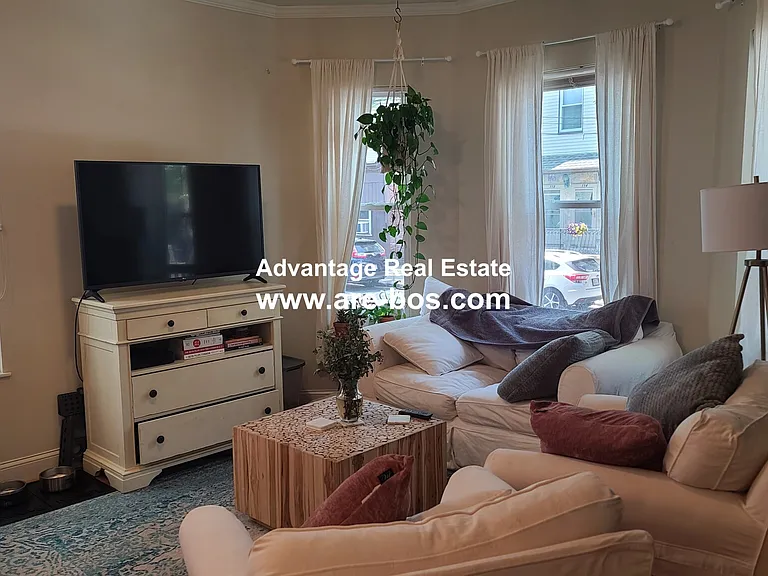 121 Webster Ave #1 — Photo 18