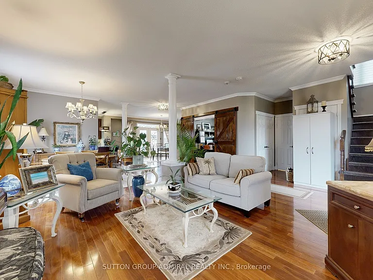 32 Stephanie Ln #UPPER — Photo 5