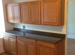 21 Emerson St, Chicopee, MA 01013