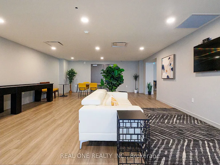49 Walnut St S #1205 — Photo 32