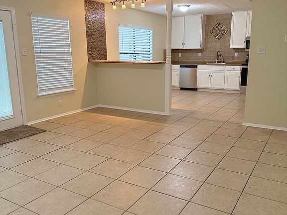 4th image of 8351 Longhorn Ridge Dr