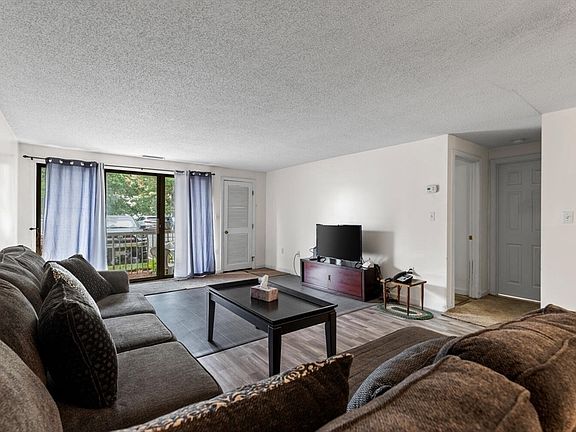5th image of 30 Revere Beach Pkwy APT 107
