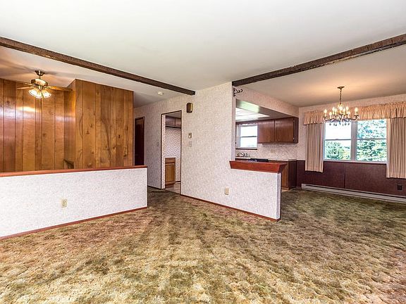 3rd image of 2055 Apple St