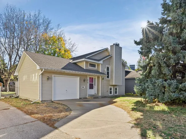 319 Monroe St NE, Minneapolis, MN 55413