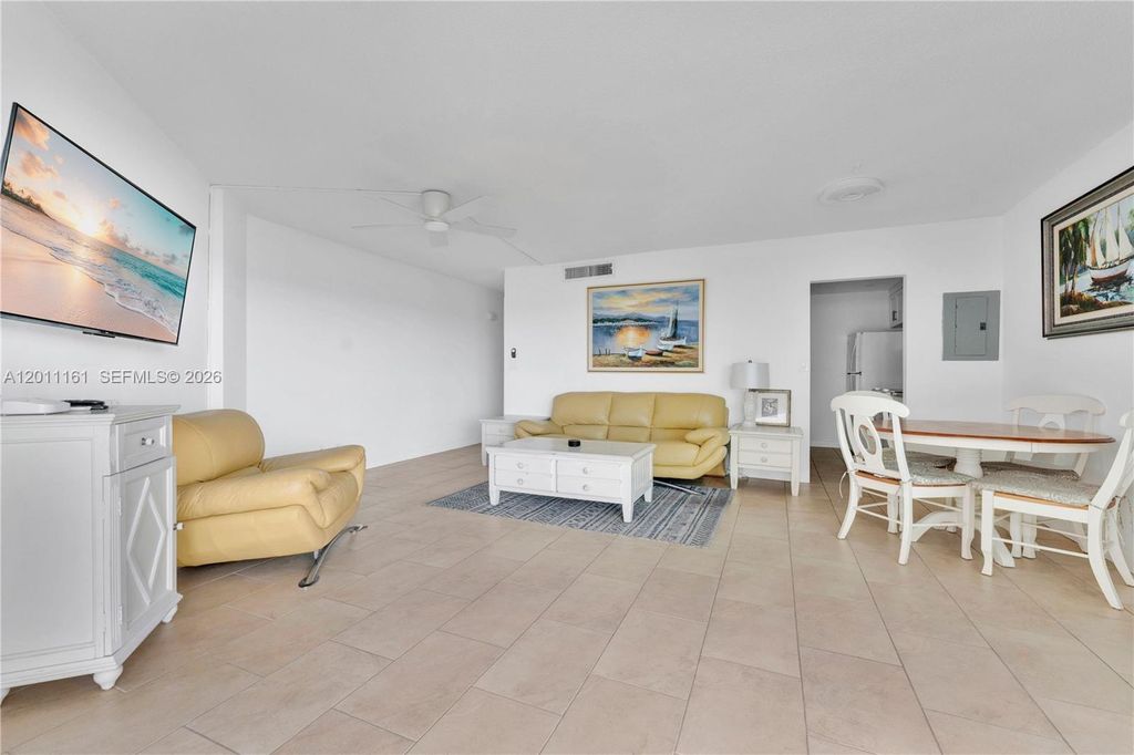710 N Ocean Blvd APT 511, photo 5