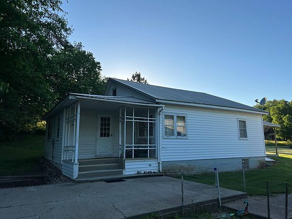 2nd image of 203 W Verdel 1st St