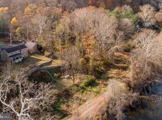 3596 River Rd, Lumberville, PA 18933