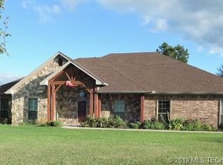 2525 Monterey Ln, Durant, OK 74701