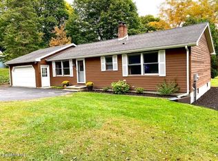 39 Leonard St, Adams, MA 01220