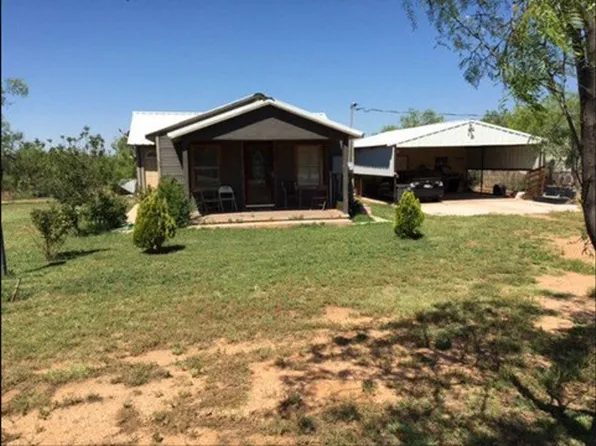 258 Paris St, Colorado City, TX 79512