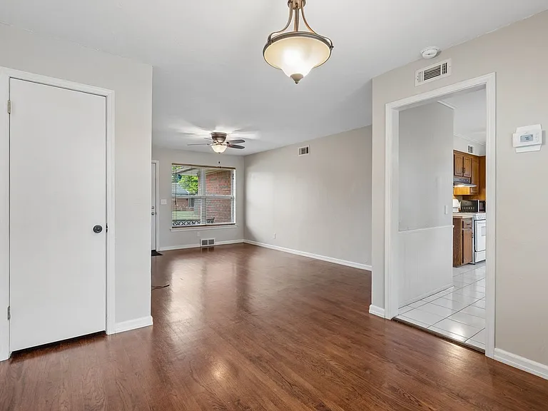 3025 NW 67th St — Photo 12