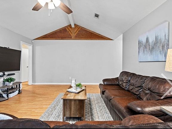 5th image of 505 Grant St