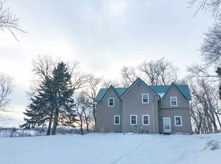 2962 Madison Rd, Ridgeway, IA 52165