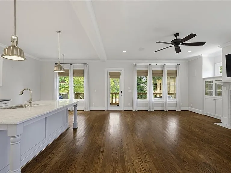 1452 Woodland Hills Dr — Photo 13