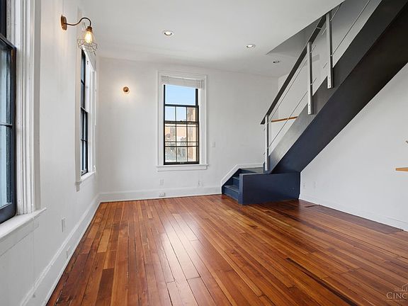 2nd image of 1314 Spring St Unit 4