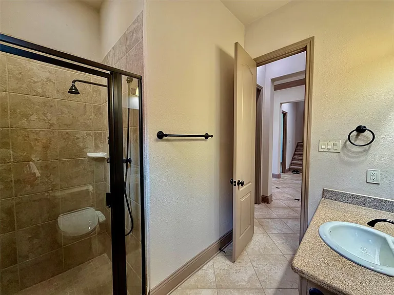 6223 Duke Trail Ln — Photo 7