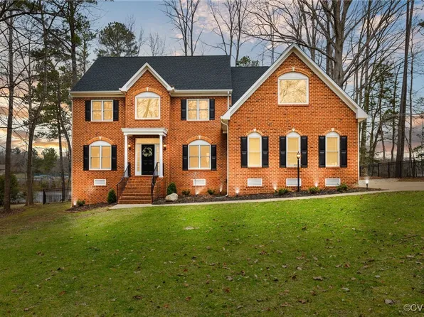8430 Kintail Dr, Chesterfield, VA 23838