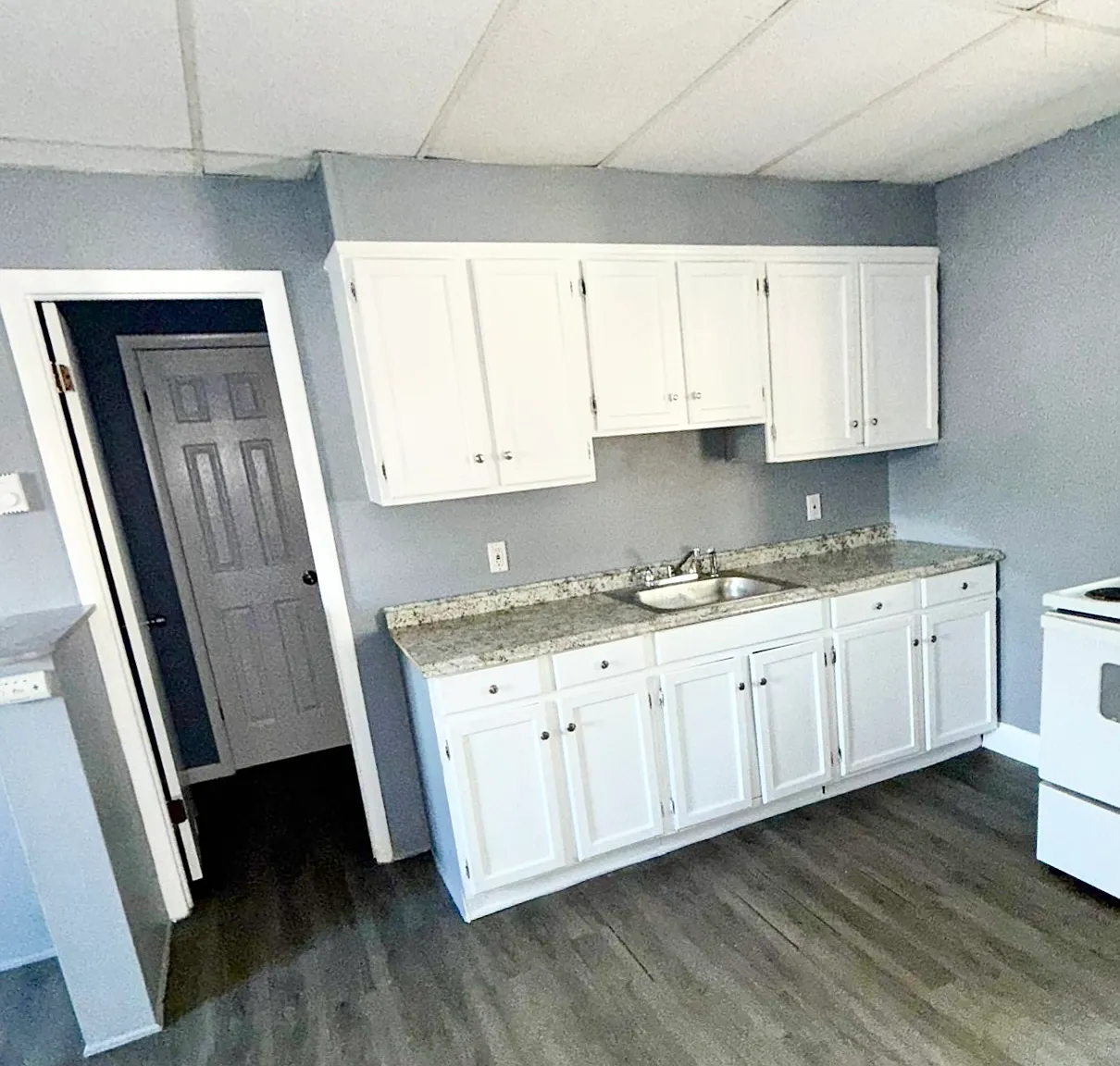 2 bed, 1100 sqft, $1,250 — Photo 3