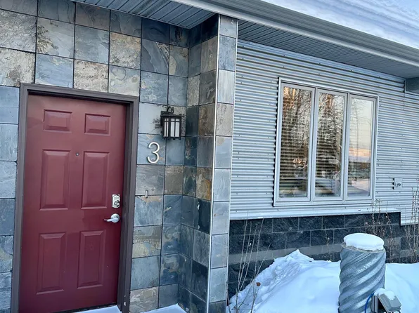 825 28th Ave APT 3, Fairbanks, AK 99701