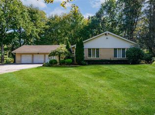 544 Half Hollow Rd, Dix Hills, NY 11746