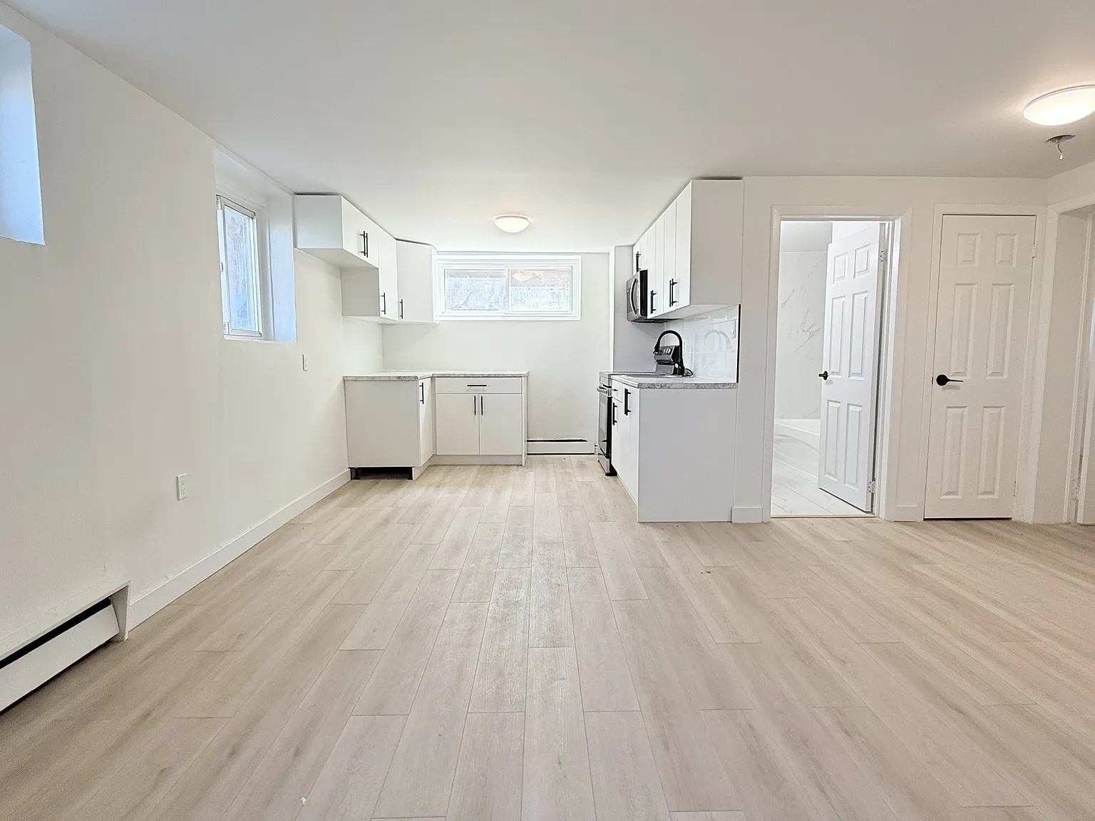 359 Hilton Avenue — Photo 3