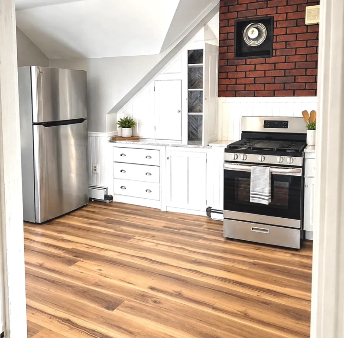 3 bed, 1000 sqft, $750 — Photo 1