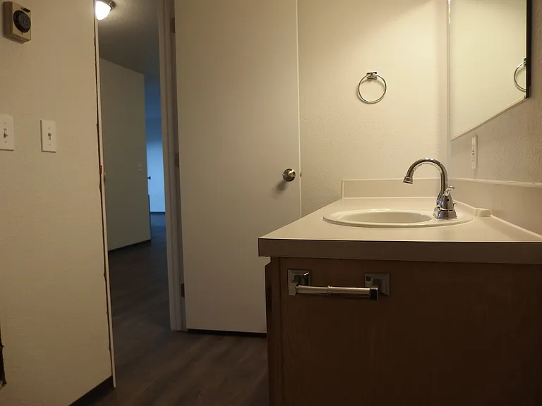 1536 Northwood Dr — Photo 6