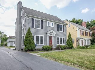 3260 Braemar Rd, Shaker Heights, OH 44120