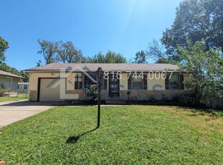 3021 Venus St, Independence, MO 64055