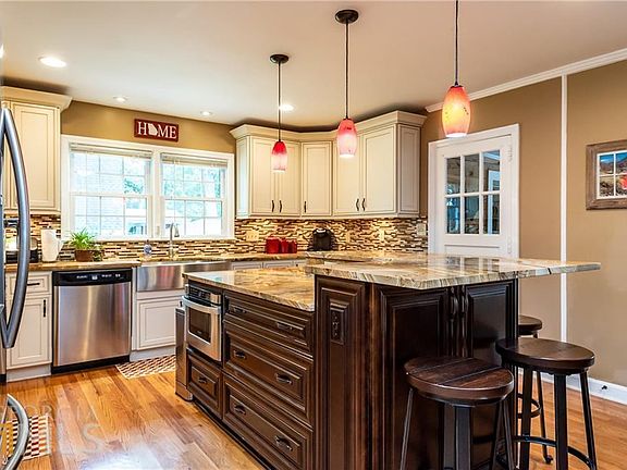 2nd image of 3989 NW Grantland Drive