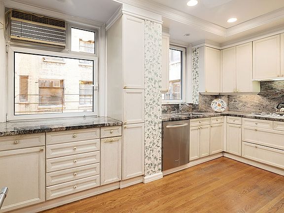 5th image of 1165 Park Ave #9A