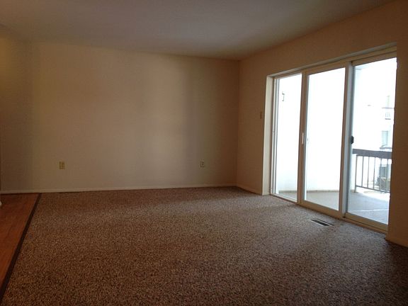 2nd image of 199 Silver Spur Dr APT B4